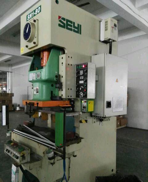 協易二手沖床回收(圖4)